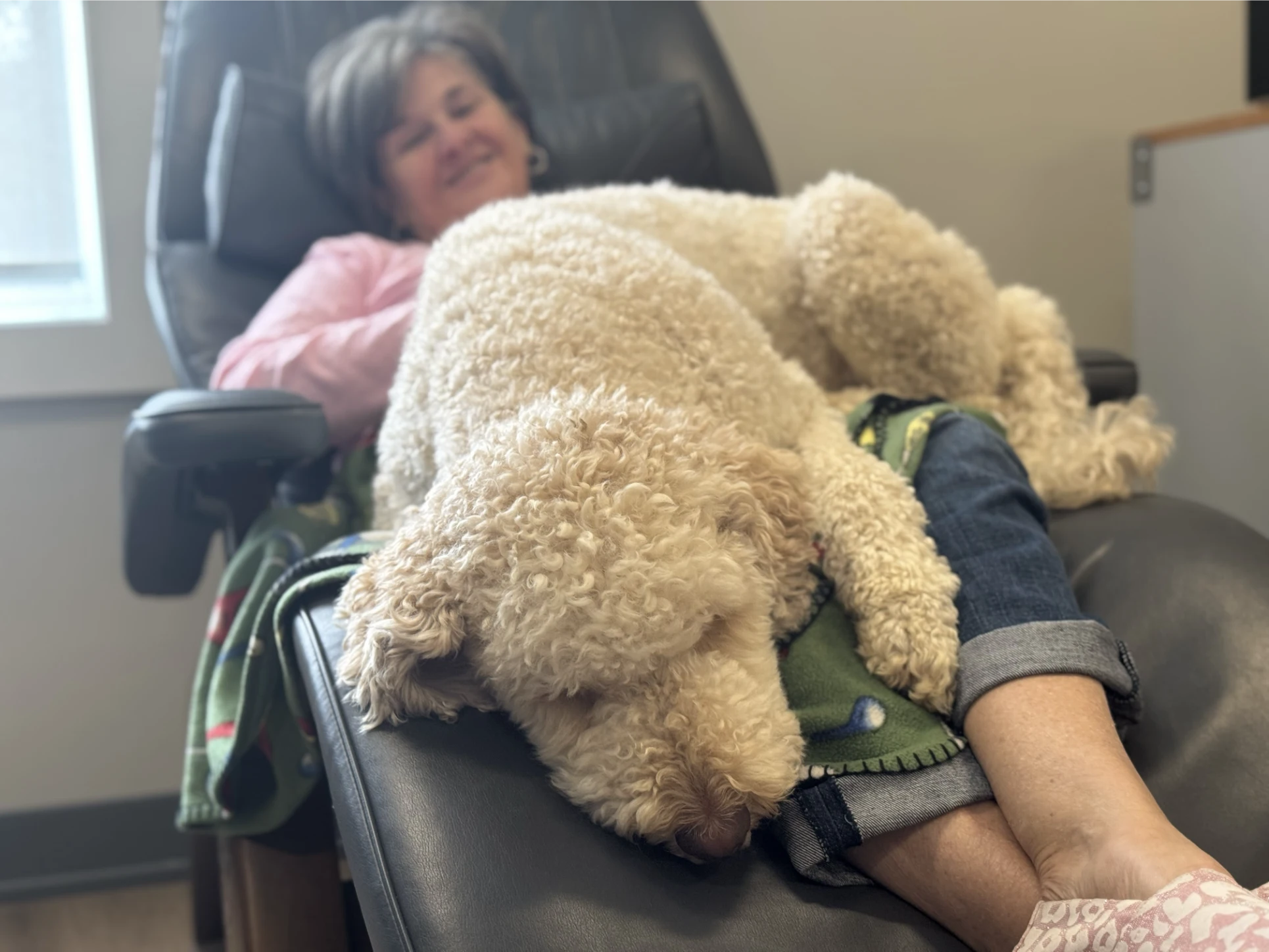 Patient receiving treatment in our Peripheral Neuropathy Program at Balance Wellspace